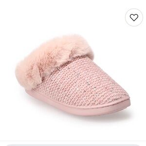 LC LAUREN CONRAD— Cozy Pink Fuzzy Slippers, size 8-9